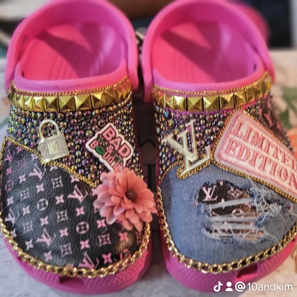 Custom crocs - Picture 8 of 9